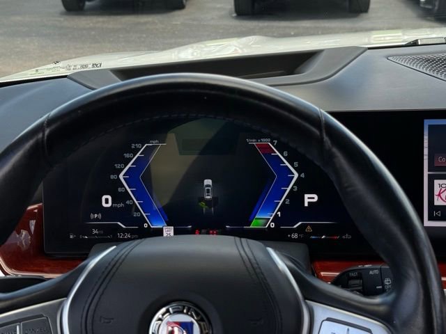 Used 2024 BMW ALPINA XB7 image 9