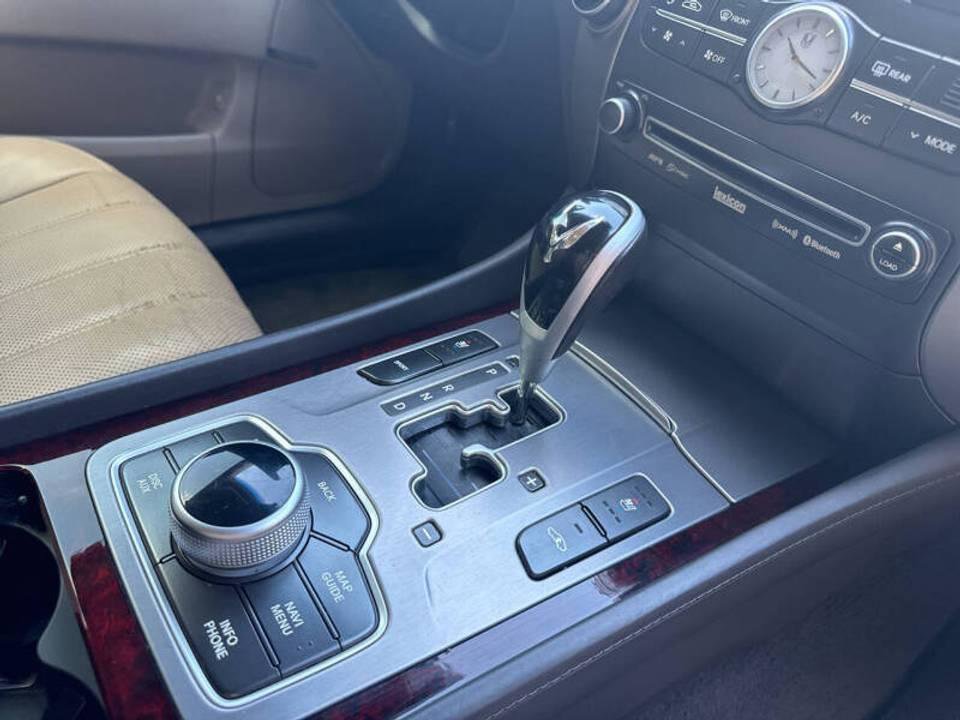 Used 2012 Hyundai Equus Signature image 16