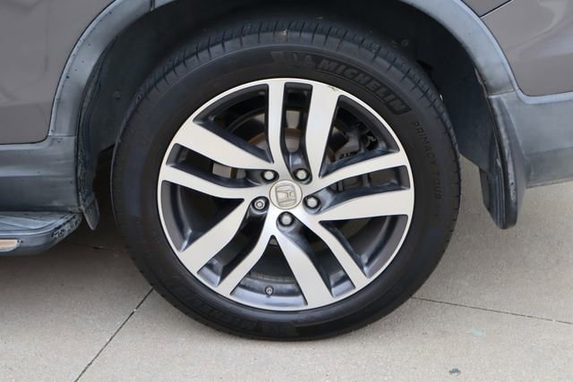 Used 2017 Honda Pilot Touring image 30