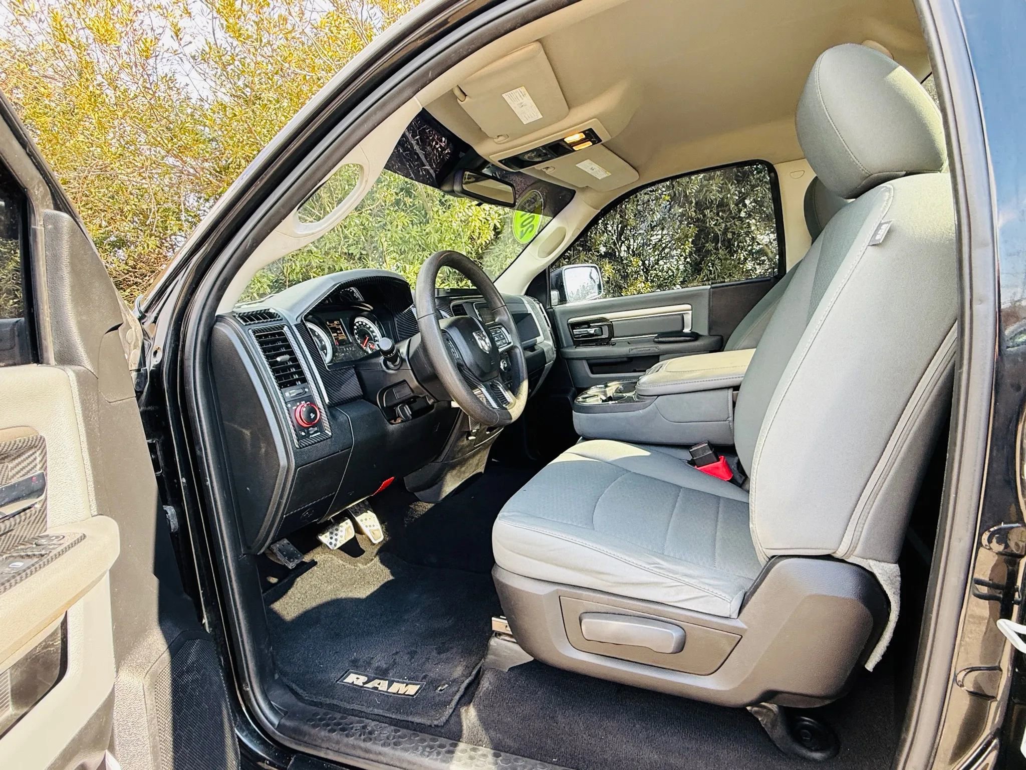 Used 2015 RAM 1500 Express w/ Black Ram 1500 Express Group RWD image 46