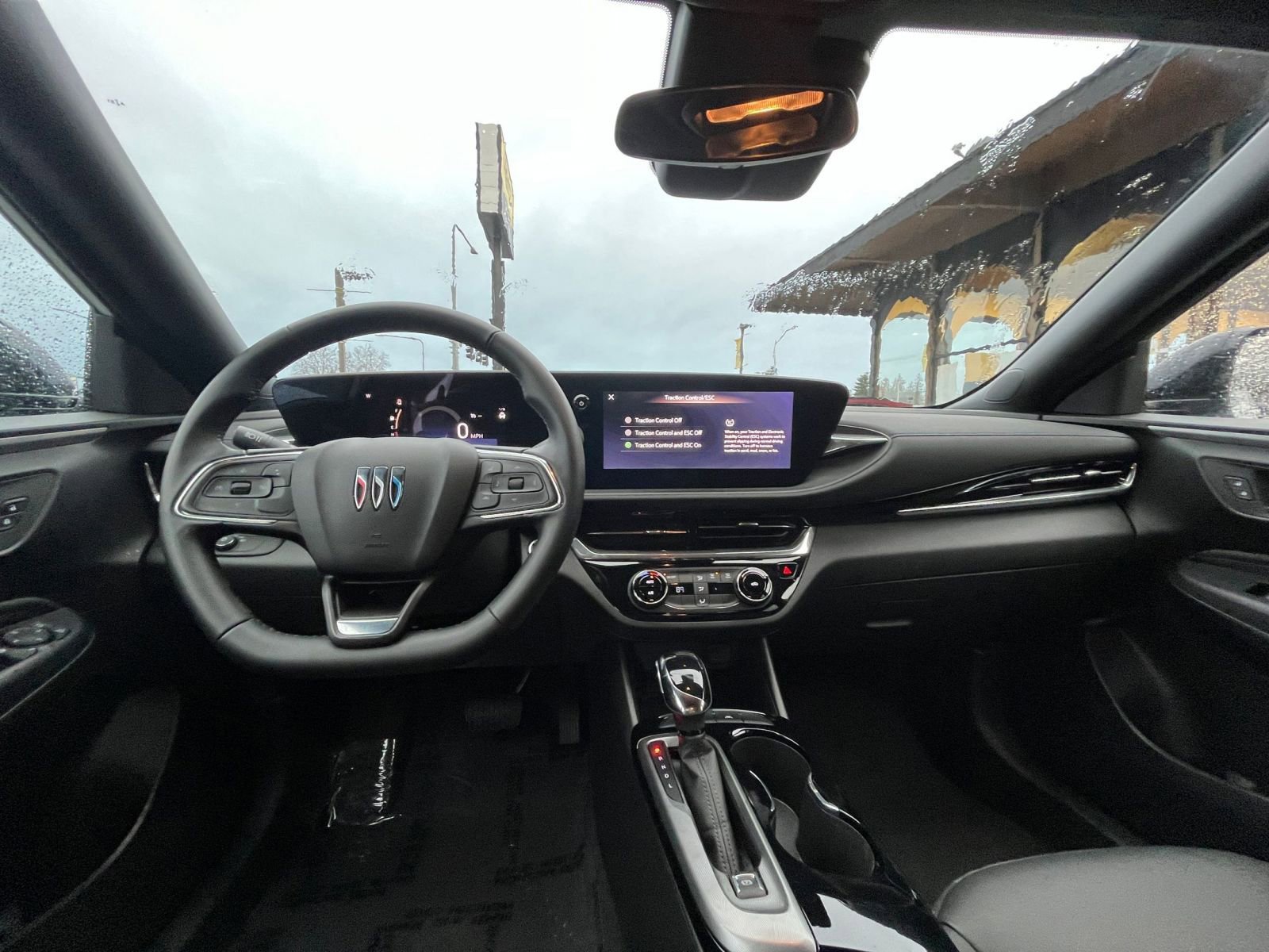 Used 2025 Buick Envista Sport Touring image 34