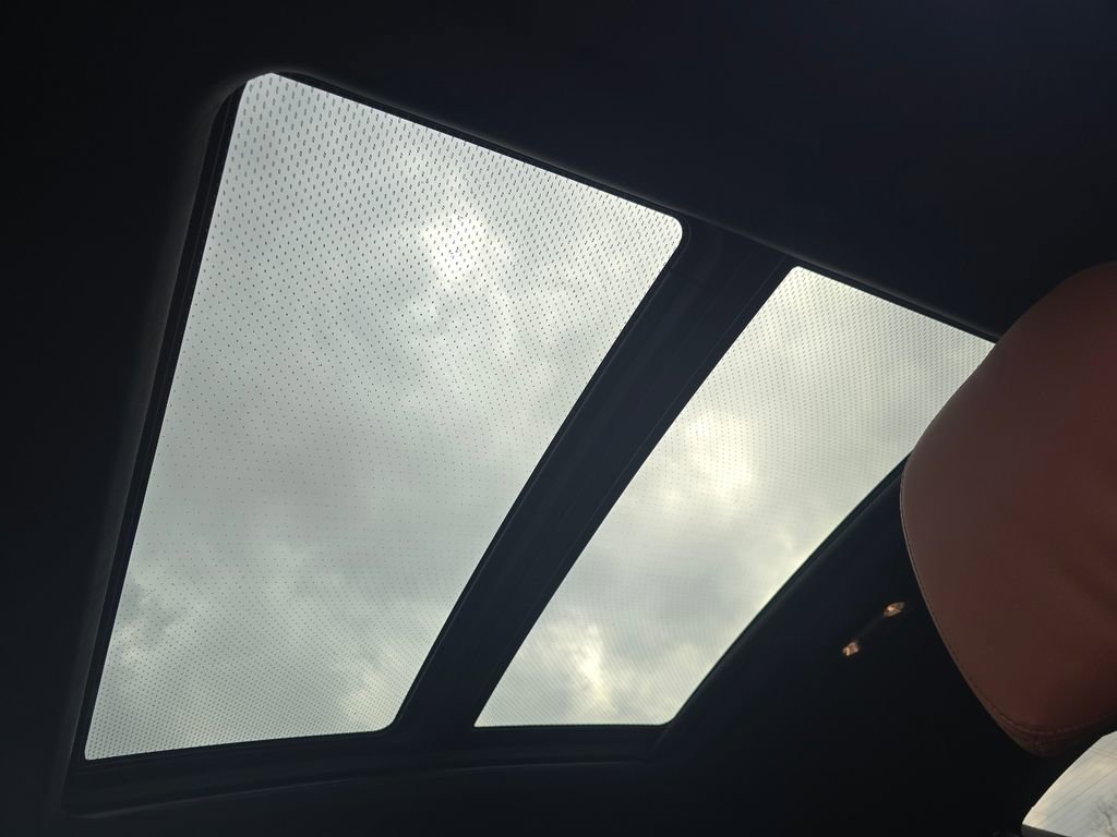 Used 2024 BMW X6 M60i image 3