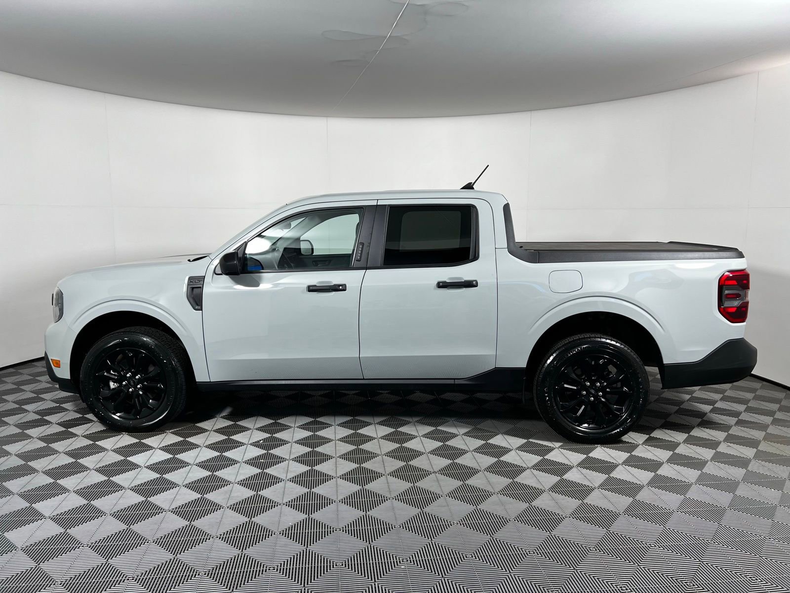 Used 2023 Ford Maverick XLT w/ XLT Luxury Package FWD image 8