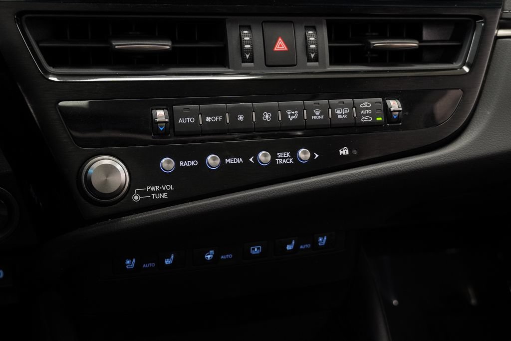 Used 2023 Lexus ES 350 w/ Protection Package (P2) FWD image 19