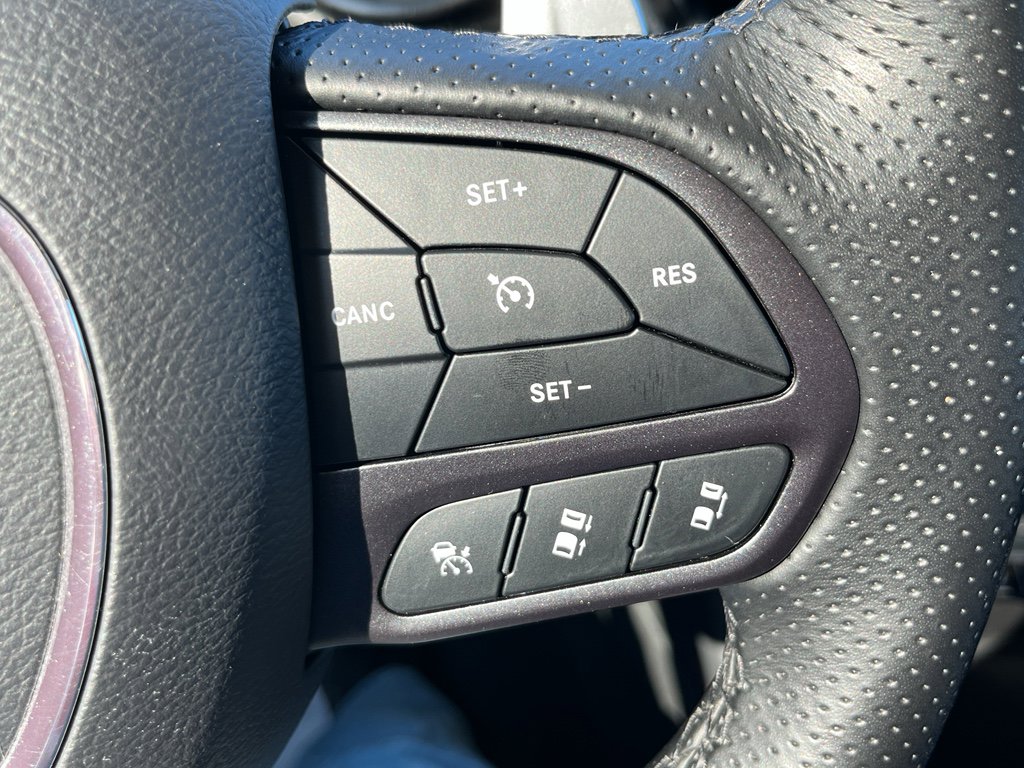 Used 2024 Dodge Durango GT image 20