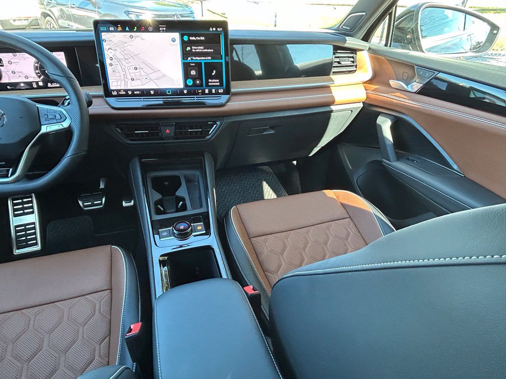 New 2027 Volkswagen Tiguan SEL R-Line AWD/4WD image 11