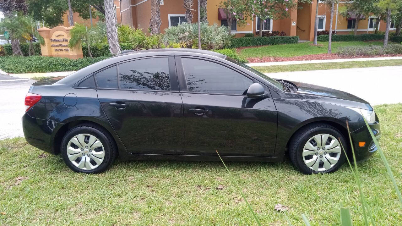 Used 2016 Chevrolet Cruze LS image 5
