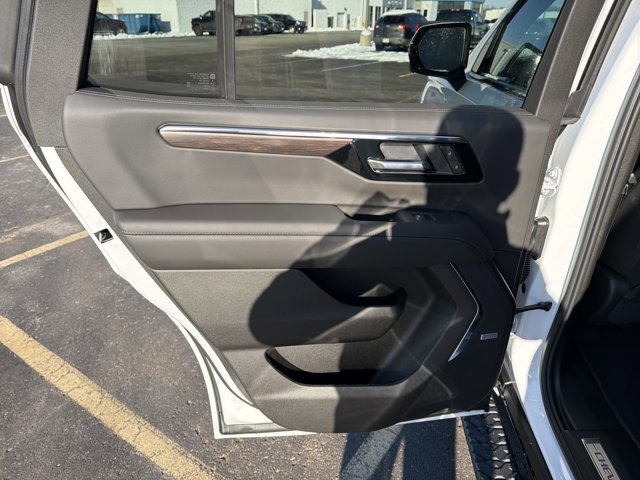 New 2026 Chevrolet Tahoe Z71 w/ Z71 Off-Road Package image 24