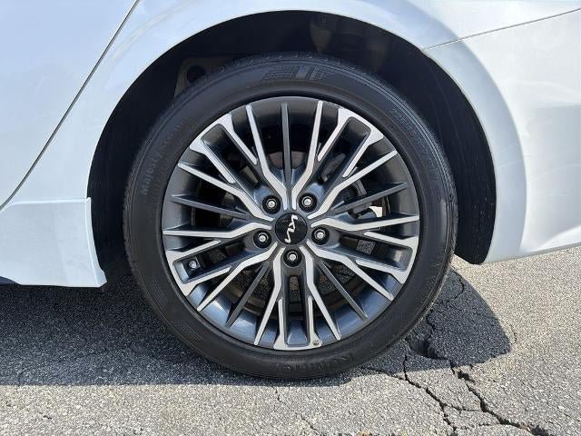Used 2023 Kia Forte GT-Line w/ GT-Line Premium Package FWD image 19
