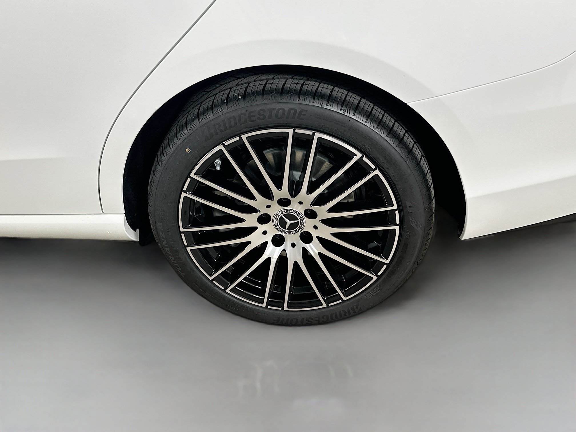Certified 2026 Mercedes-Benz C 300 4MATIC Sedan image 41