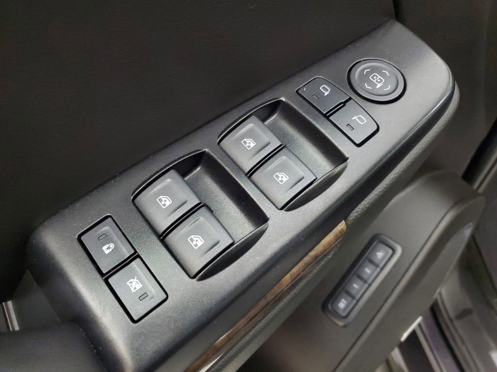 Used 2017 Chevrolet Suburban LT w/ Max Trailering Package image 20