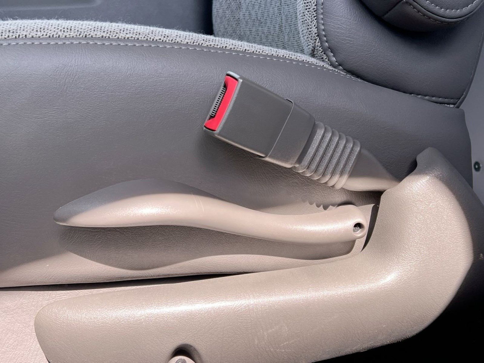 New 2025 GMC Savana 3500 w/ Power Convenience Package image 8