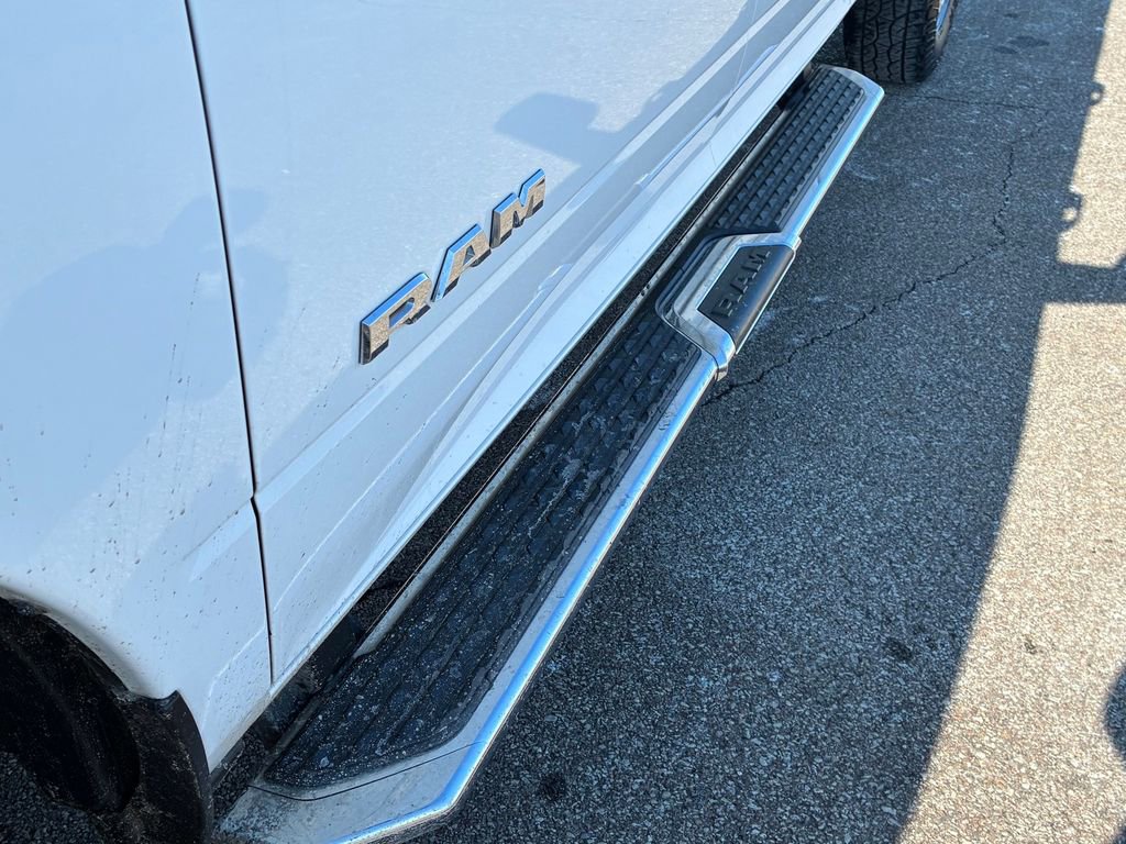 Used 2021 RAM 2500 Big Horn image 12