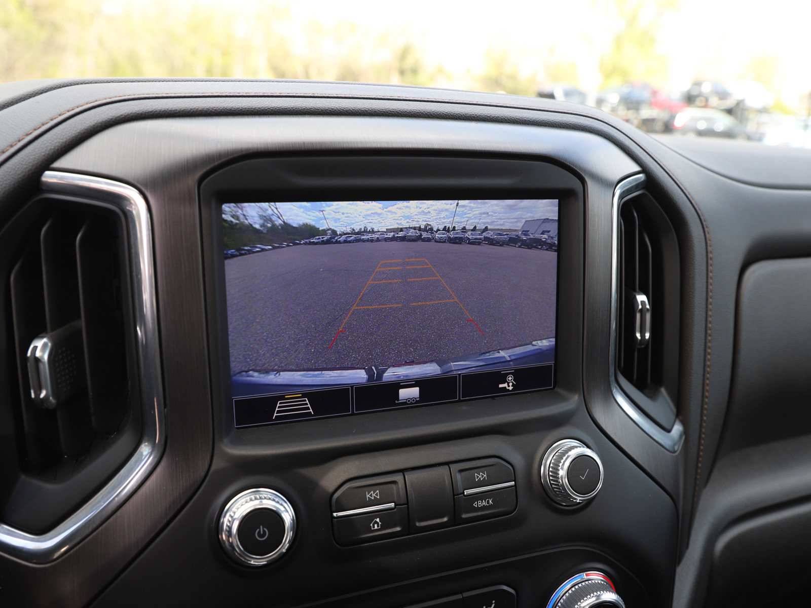 Used 2020 GMC Sierra 1500 AT4 w/ AT4 Premium Package AWD/4WD image 23