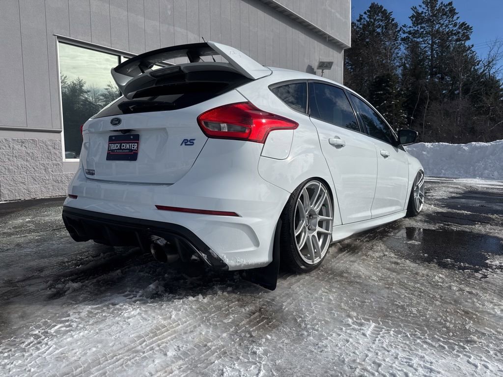 Used 2017 Ford Focus RS AWD/4WD image 3