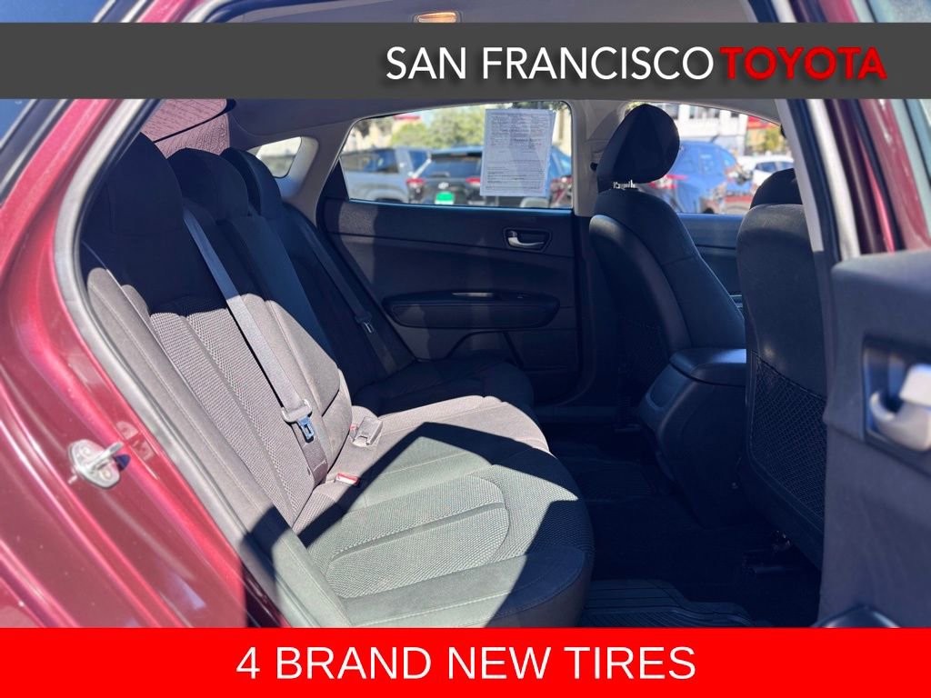 Used 2020 Kia Optima LX image 9