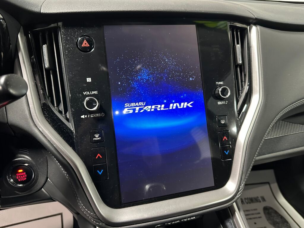 Used 2024 Subaru Outback Premium image 12