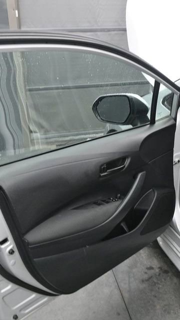Used 2023 Toyota Corolla LE FWD image 10