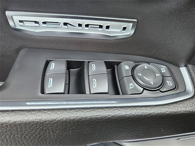 Used 2024 GMC Sierra 1500 Denali w/ Technology Package image 15
