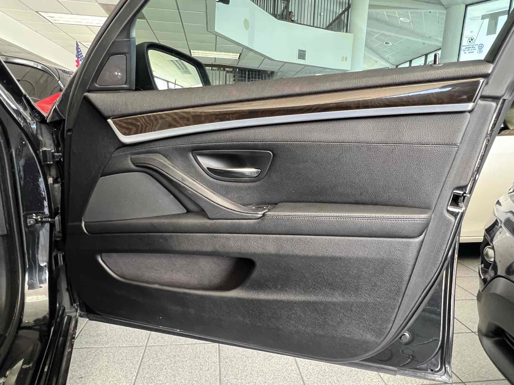 Used 2013 BMW 535i Sedan RWD image 17