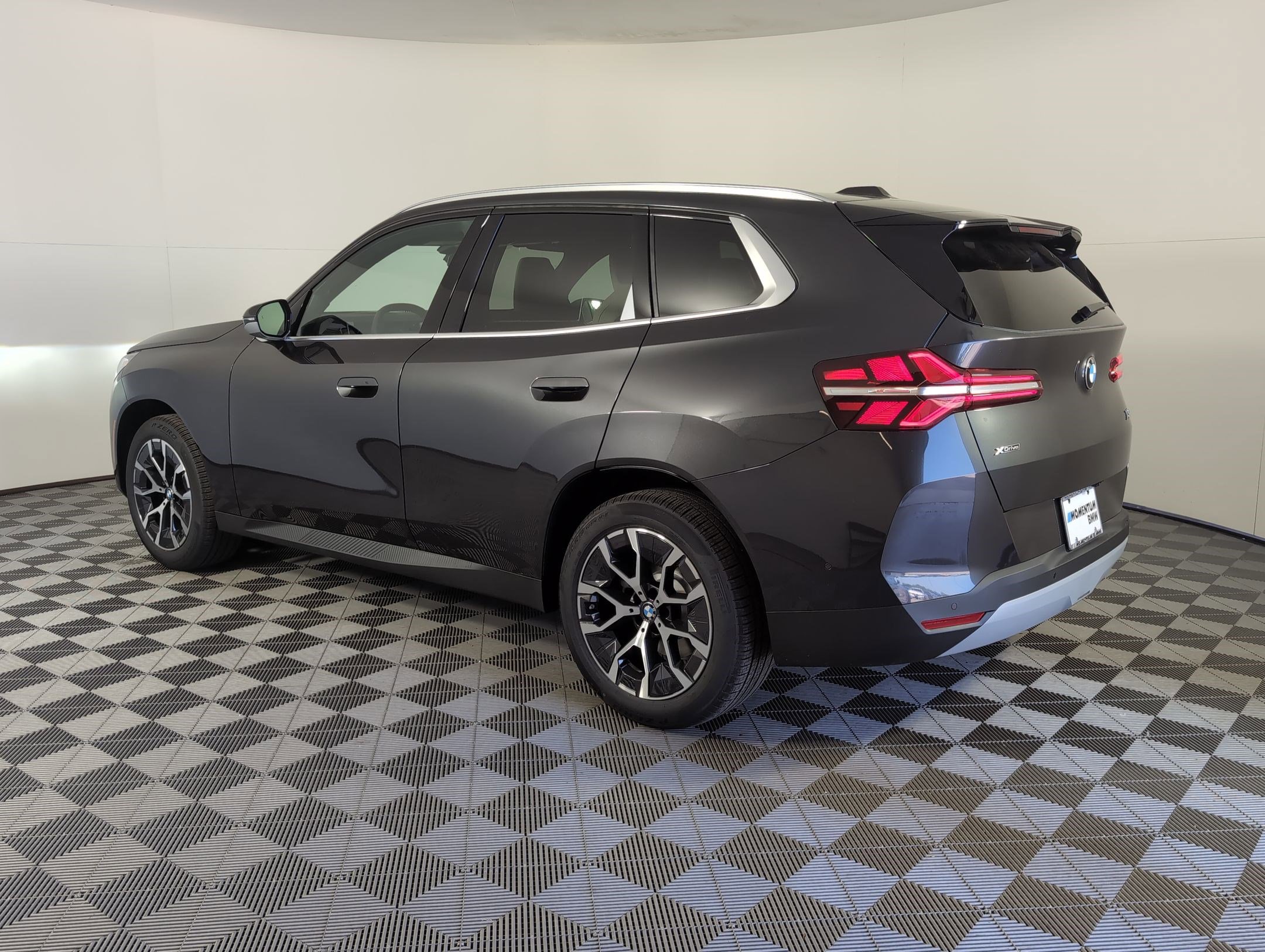 Used 2026 BMW X3 xDrive30 image 3