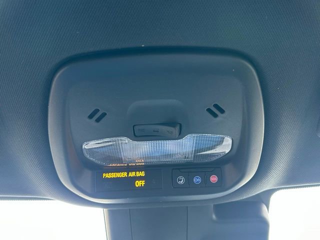 Used 2024 Chevrolet Trax RS w/ Driver Confidence Package image 37