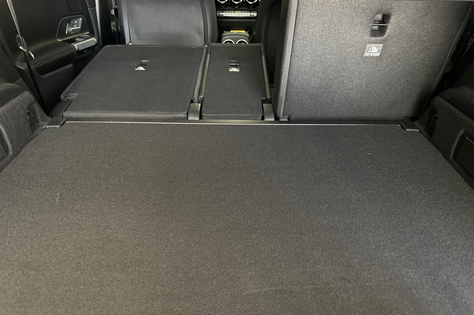 New 2025 Mercedes-Benz GLB 250 4MATIC image 14