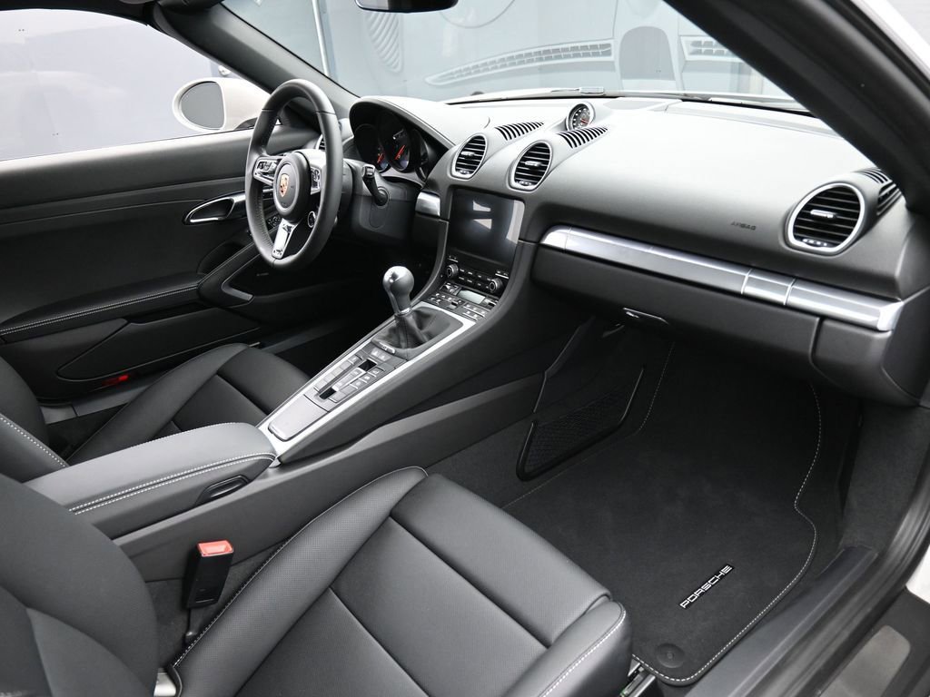 New 2025 Porsche 718 Boxster image 28