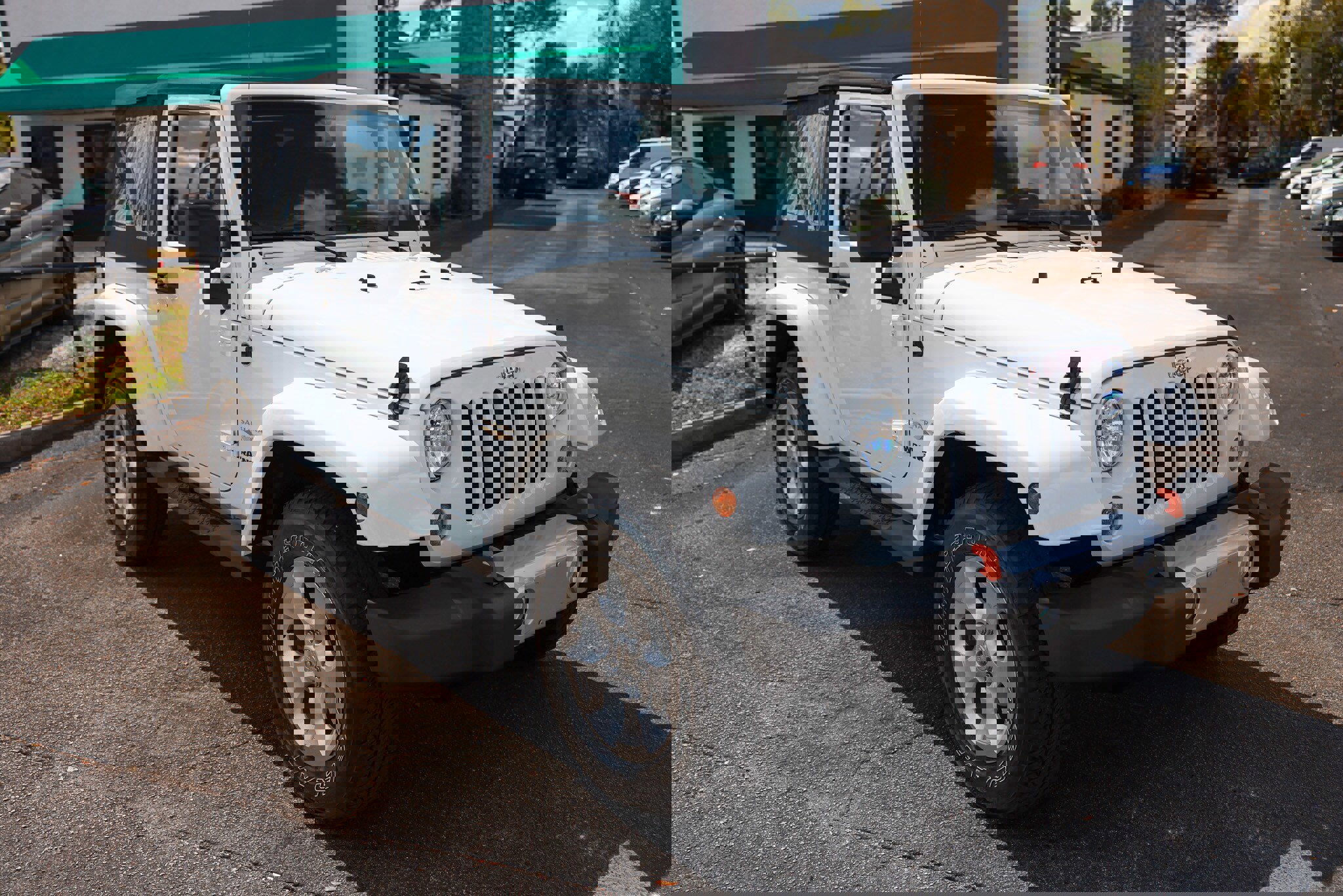 Used 2015 Jeep Wrangler Sahara w/ Connectivity Group image 20