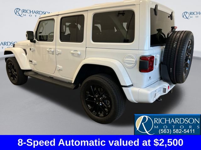 Used 2021 Jeep Wrangler Unlimited Sahara image 3