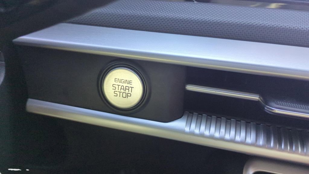 Used 2023 Kia K5 GT-Line image 27