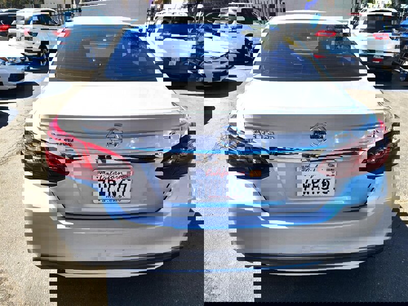 Used 2017 Nissan Altima 2.5 SR image 12