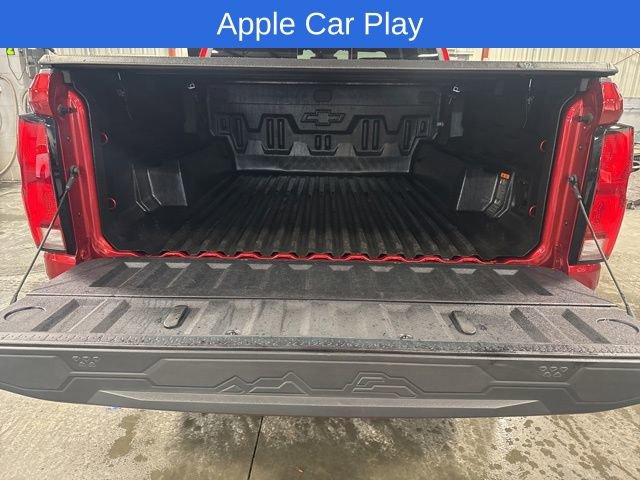 Used 2024 Chevrolet Colorado LT w/ LT Convenience Package III image 8