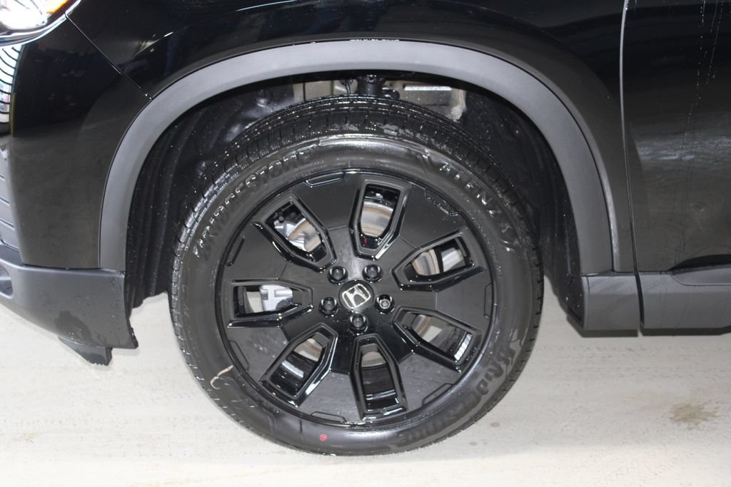 New 2026 Honda Pilot Black Edition image 6