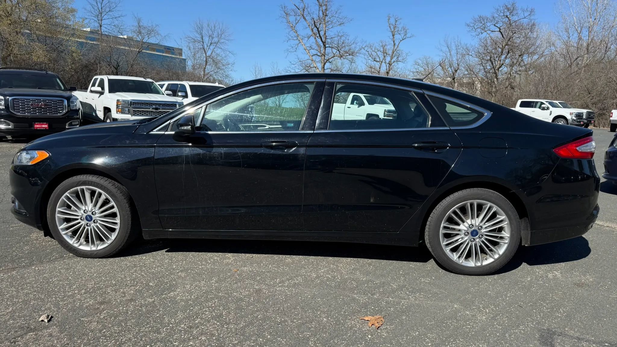 Used 2016 Ford Fusion SE w/ Equipment Group 202A AWD/4WD image 5