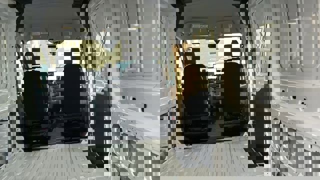 New 2026 Ford Transit 250 148 Medium Roof Extended AWD image 31