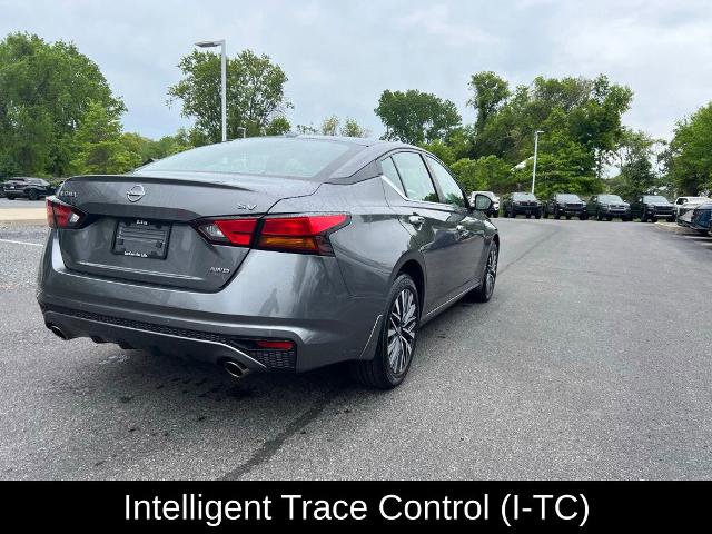 Certified 2024 Nissan Altima 2.5 SV w/ SV Premium Package AWD/4WD image 17