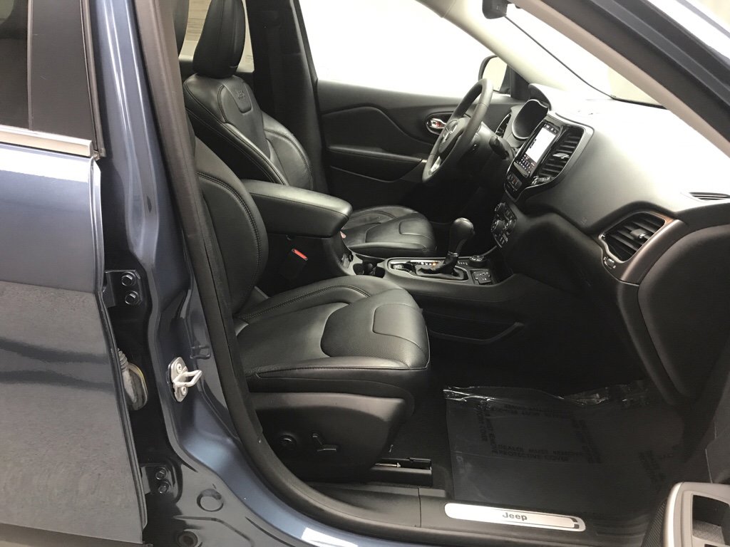 Used 2021 Jeep Cherokee Limited w/ Elite Package image 25