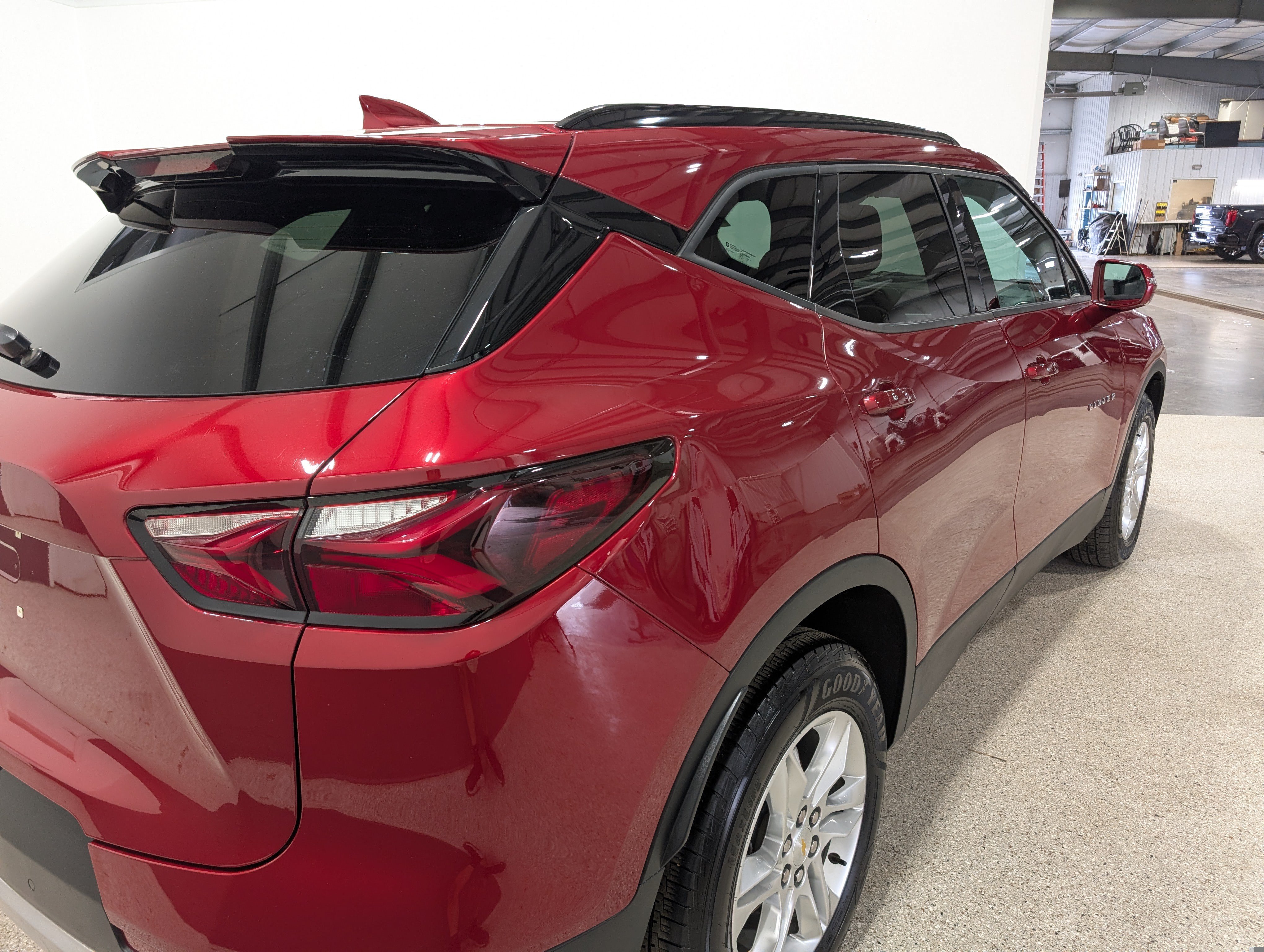 Used 2020 Chevrolet Blazer LT AWD/4WD image 3