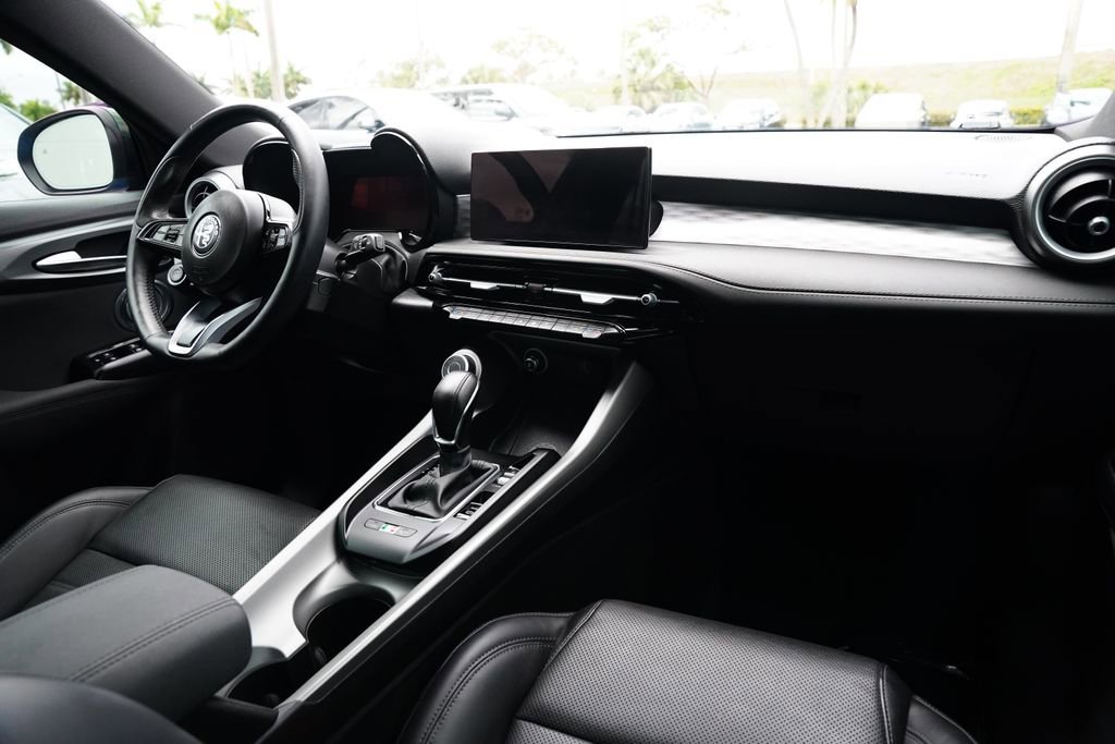 Used 2024 Alfa Romeo Tonale Ti image 21
