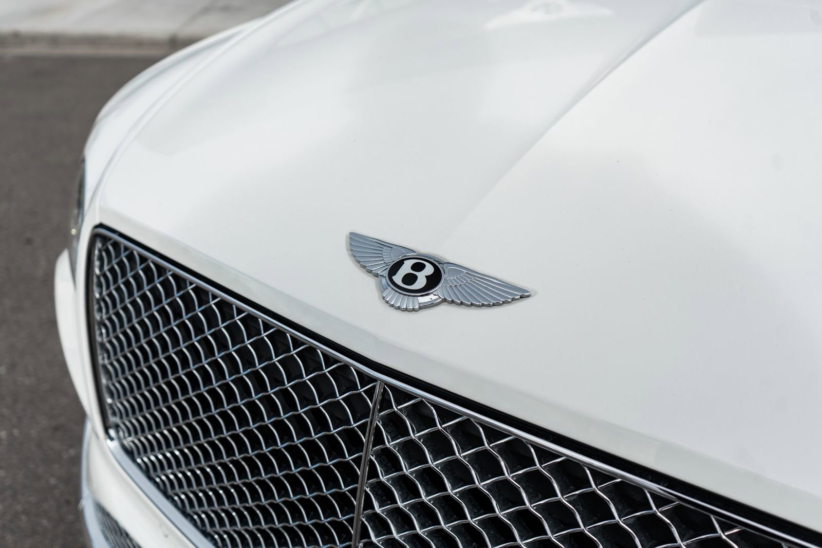 Used 2022 Bentley Bentayga image 22