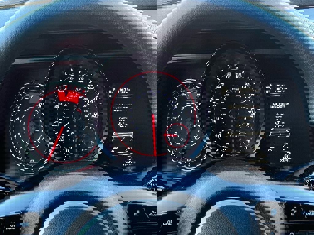 Used 2022 Hyundai Elantra SE image 21