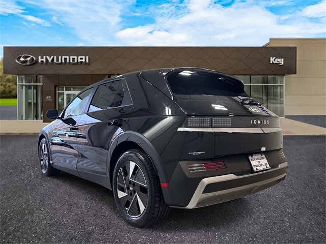 New 2026 Hyundai Ioniq 5 SE image 4