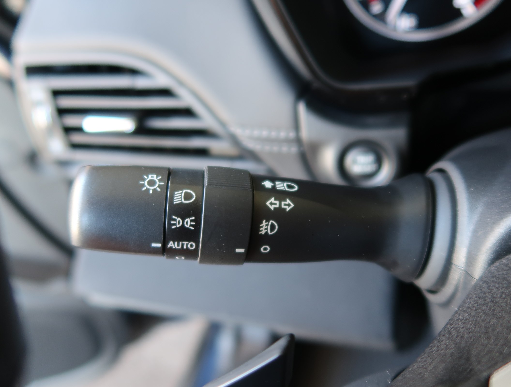 Certified 2024 Subaru Outback Premium AWD/4WD image 20