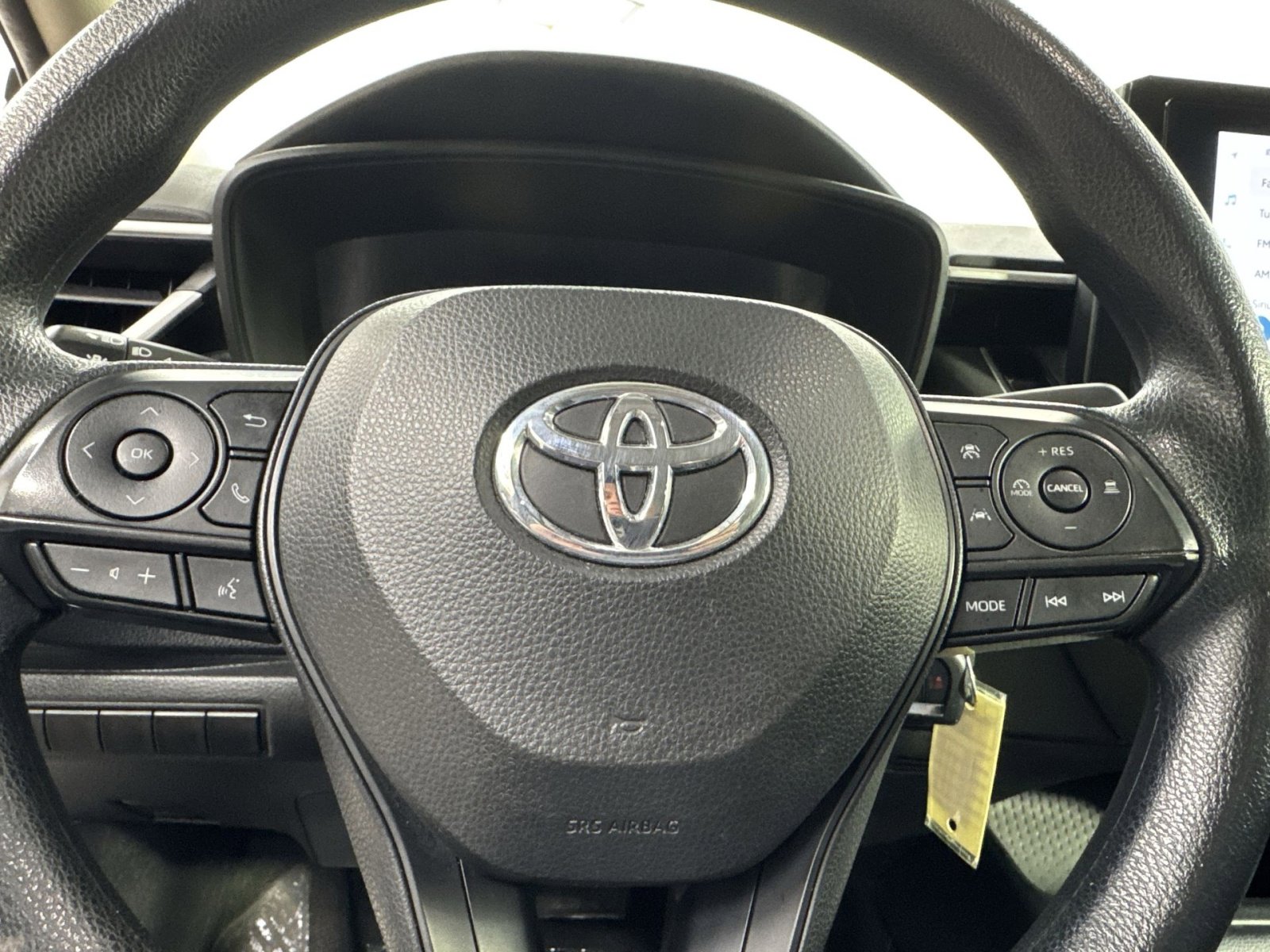 Used 2023 Toyota Corolla LE image 20