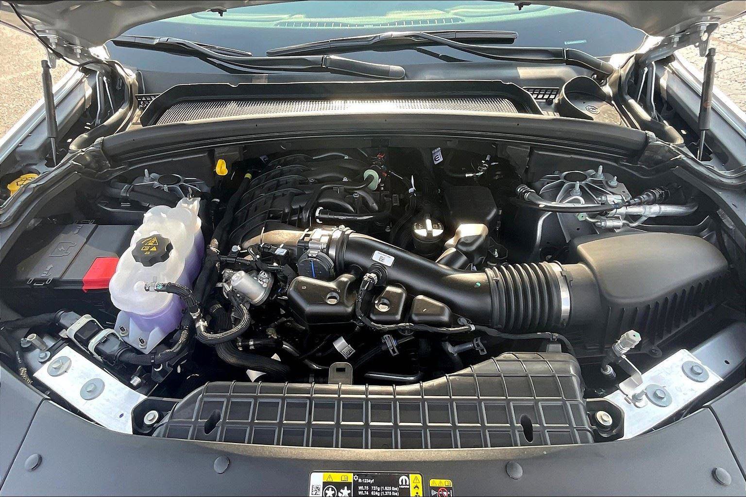 New 2025 Jeep Grand Cherokee Limited w/ Trailer Tow Package image 11