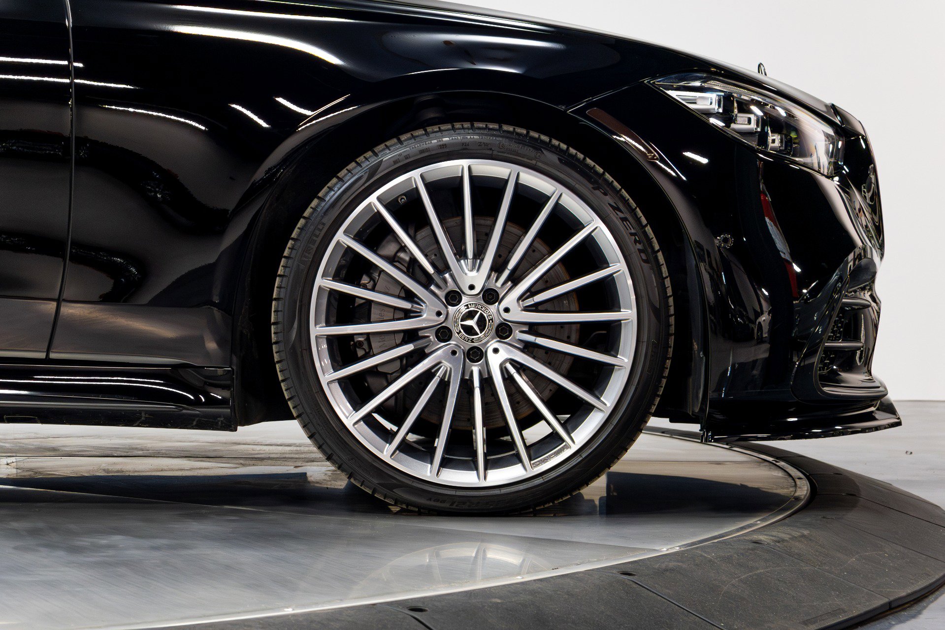 Used 2023 Mercedes-Benz S 580 4MATIC Sedan image 21