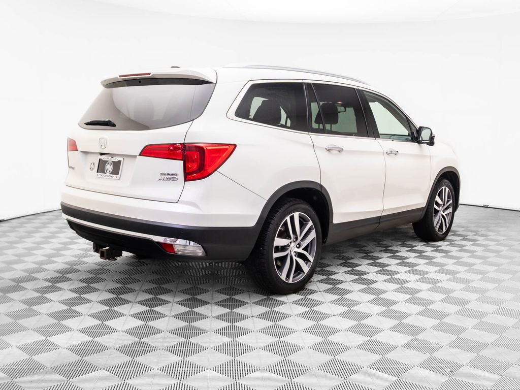 Used 2016 Honda Pilot Touring image 7