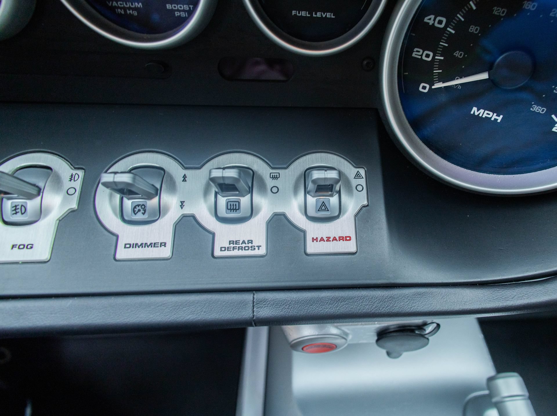 Used 2006 Ford GT RWD image 70