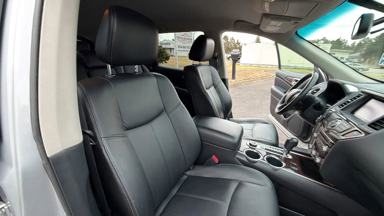 Used 2013 Nissan Pathfinder SL image 48